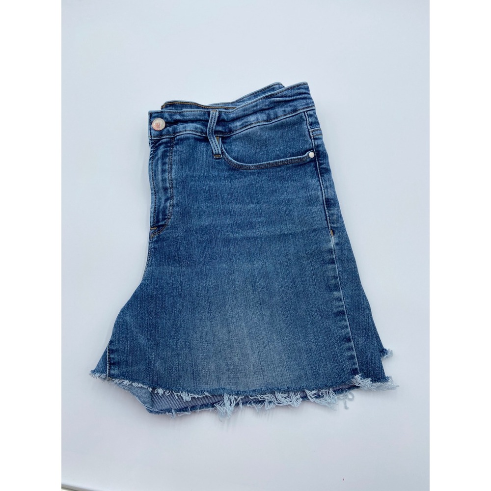Athleta Sculptek Slim Denim Shorts Blue Lapis Wash Raw Hem 83327 Size 14